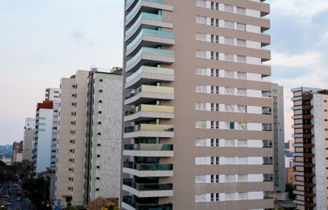 imagem fachada frente residencial Mont Blanc, Projeto Sena Arquitetos, Arquitetura